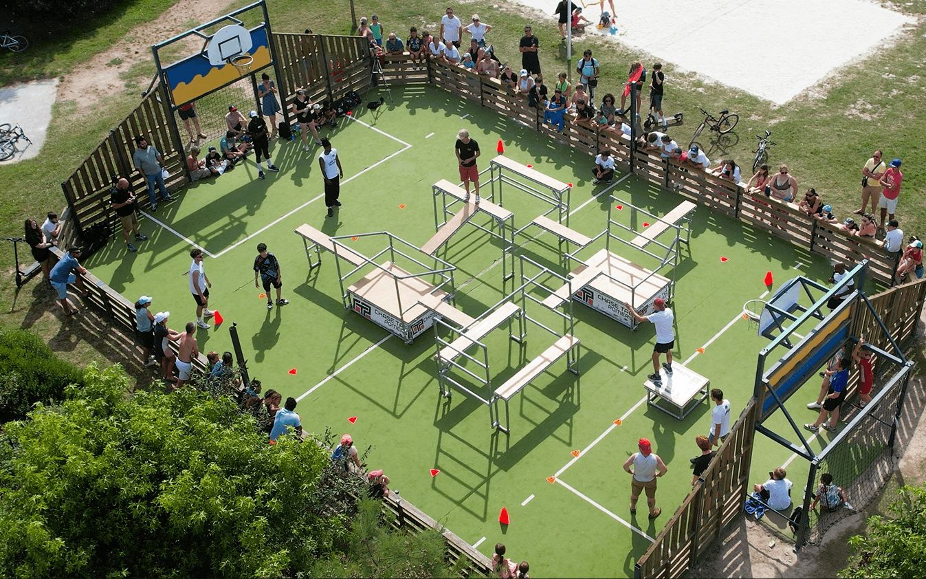 Le quad de Chase Tag installé en camping